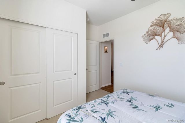 855 N Waterloo Circle, Aurora, CO 80018