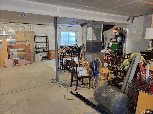 855 N Waterloo Circle, Aurora, CO 80018