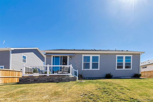 855 N Waterloo Circle, Aurora, CO 80018