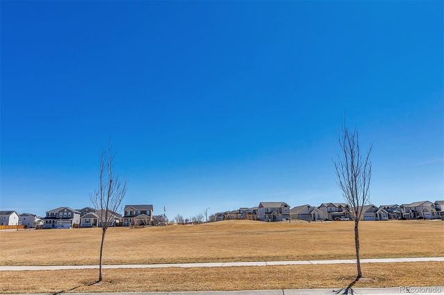 855 N Waterloo Circle, Aurora, CO 80018