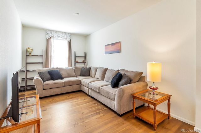 855 N Waterloo Circle, Aurora, CO 80018