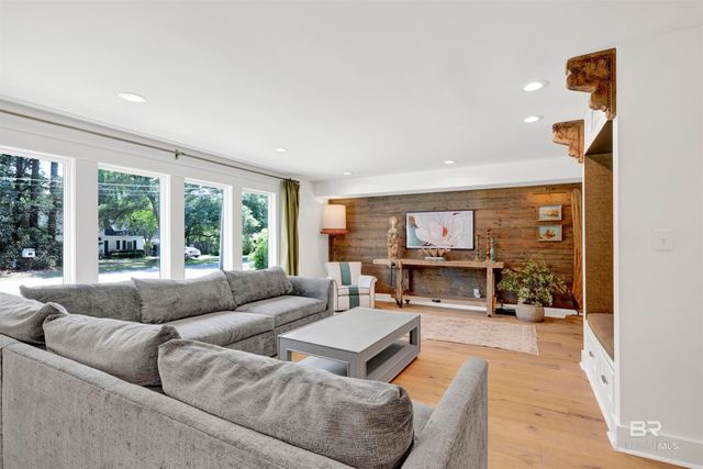 703 Greenwood Avenue, Fairhope, AL 36532