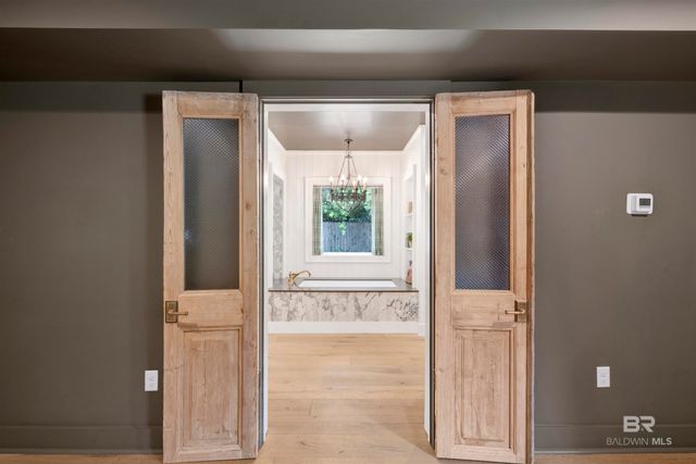 703 Greenwood Avenue, Fairhope, AL 36532