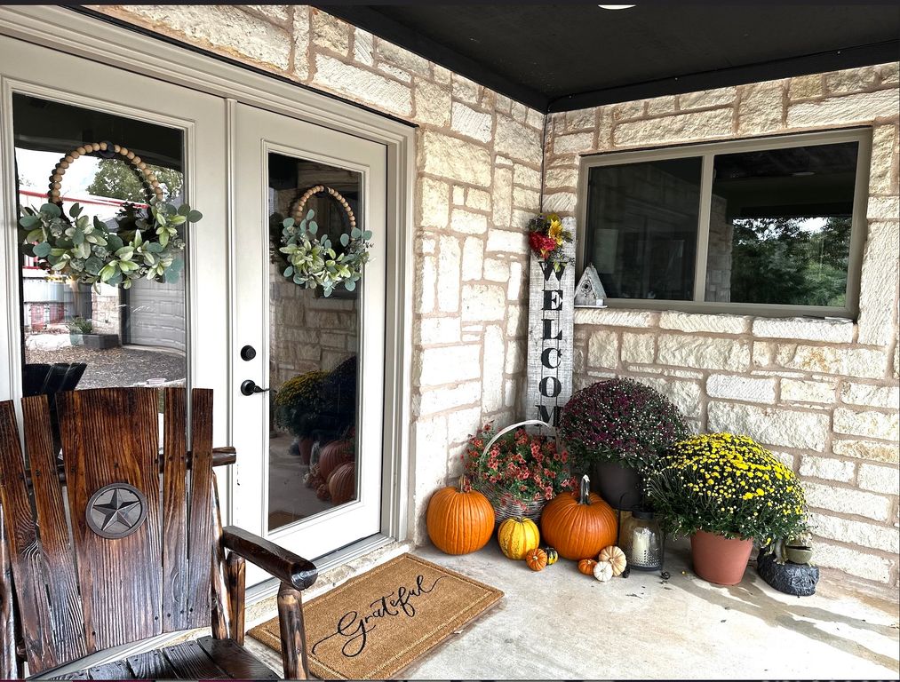 220 S Ash Terrace, Springtown, TX 76082