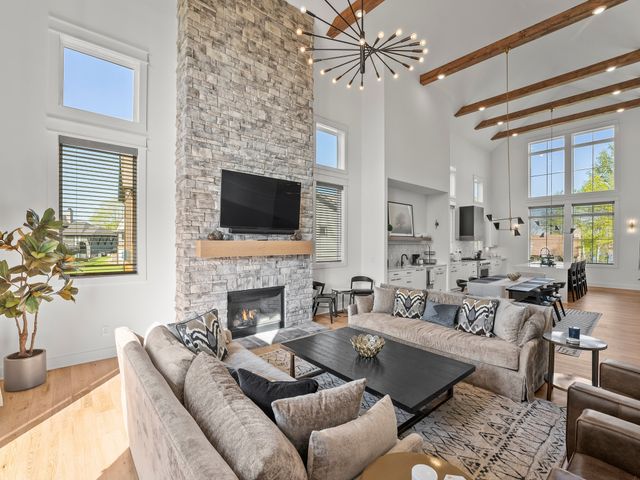 644 Fanning Bend Dr, Winchester, TN 37398