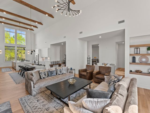 644 Fanning Bend Dr, Winchester, TN 37398