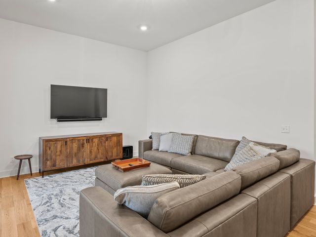 644 Fanning Bend Dr, Winchester, TN 37398