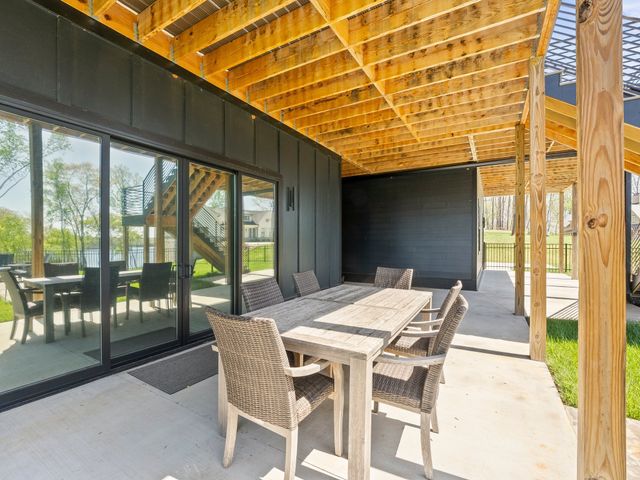 644 Fanning Bend Dr, Winchester, TN 37398