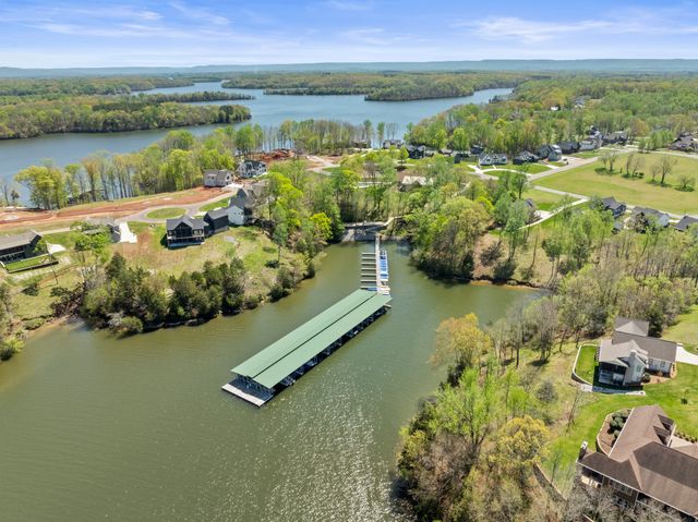 644 Fanning Bend Dr, Winchester, TN 37398