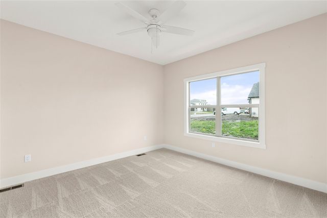 17324 Northview Drive, Urbandale, IA 50263