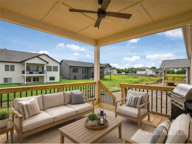 17324 Northview Drive, Urbandale, IA 50263
