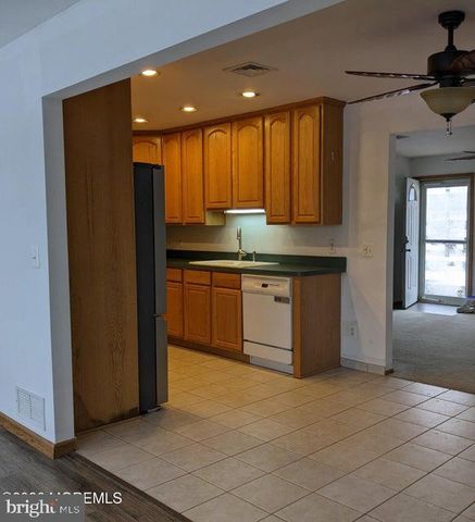 10 ST THOMAS AVE, Toms River, NJ 08753