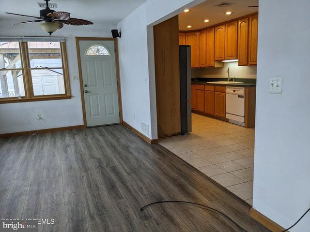 10 ST THOMAS AVE, Toms River, NJ 08753