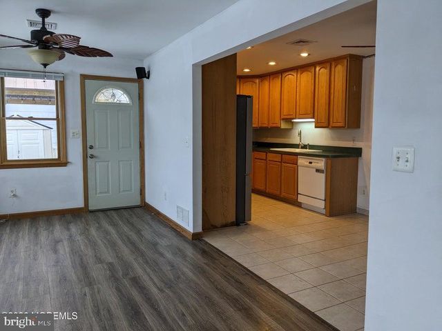 10 ST THOMAS AVE, Toms River, NJ 08753