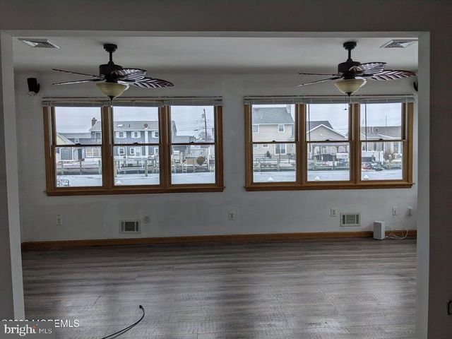 10 ST THOMAS AVE, Toms River, NJ 08753