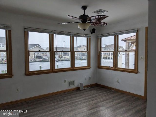 10 ST THOMAS AVE, Toms River, NJ 08753