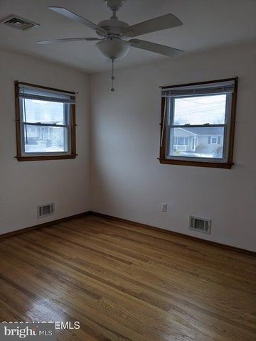 10 ST THOMAS AVE, Toms River, NJ 08753