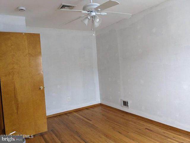 10 ST THOMAS AVE, Toms River, NJ 08753