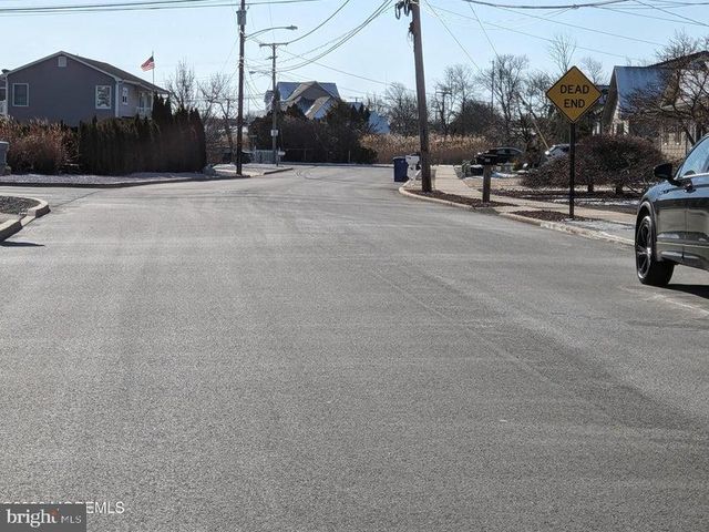 10 ST THOMAS AVE, Toms River, NJ 08753