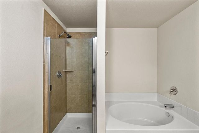 422 Hawks View Drive, La Marque, TX 77568