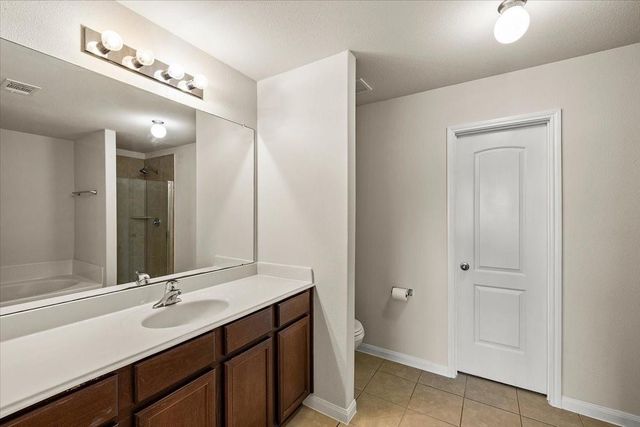 422 Hawks View Drive, La Marque, TX 77568