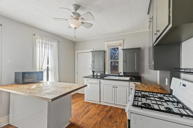 2542 Jackson Street NE, Minneapolis, MN 55418