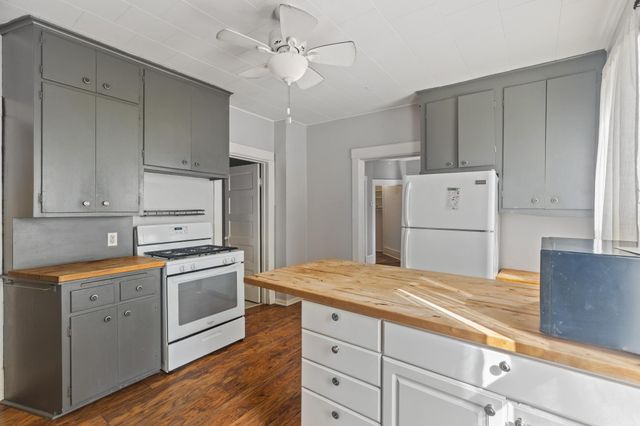 2542 Jackson Street NE, Minneapolis, MN 55418