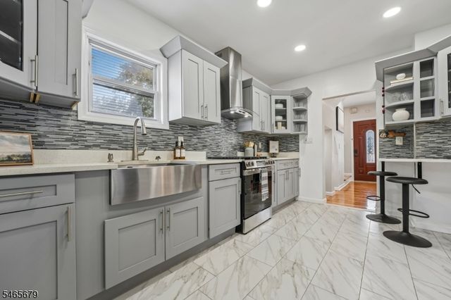 345 Hoover Ave, Bloomfield Twp., NJ 07003