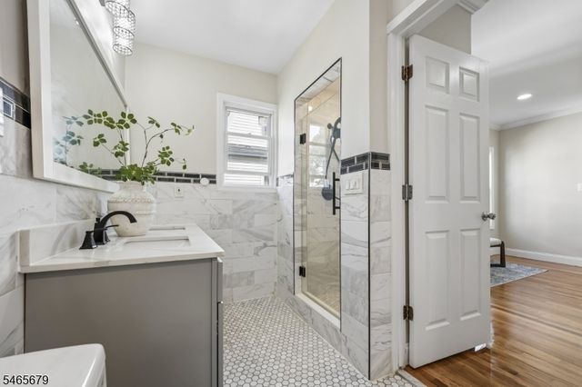 345 Hoover Ave, Bloomfield Twp., NJ 07003