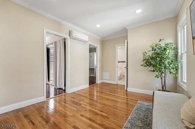 345 Hoover Ave, Bloomfield Twp., NJ 07003