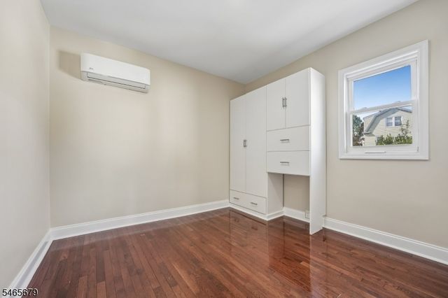 345 Hoover Ave, Bloomfield Twp., NJ 07003