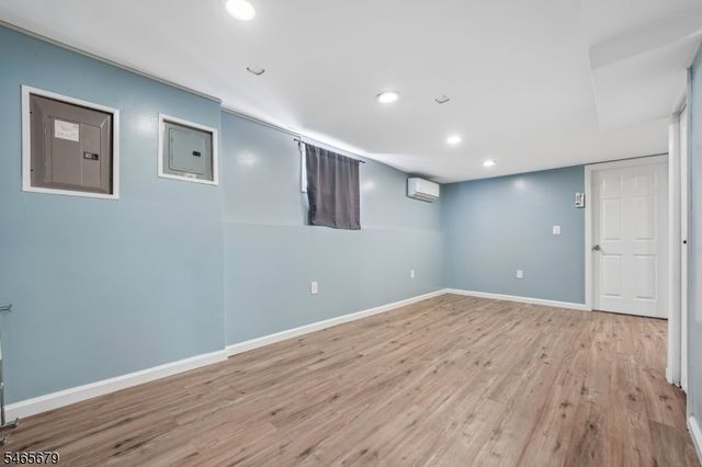 345 Hoover Ave, Bloomfield Twp., NJ 07003