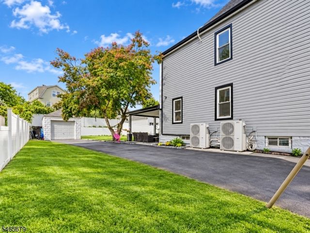 345 Hoover Ave, Bloomfield Twp., NJ 07003