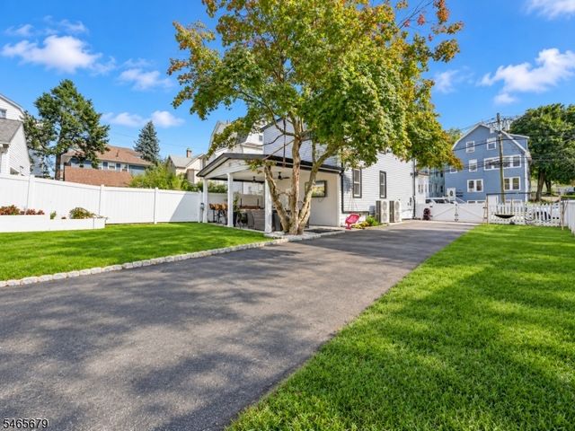 345 Hoover Ave, Bloomfield Twp., NJ 07003