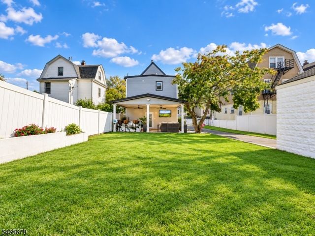 345 Hoover Ave, Bloomfield Twp., NJ 07003