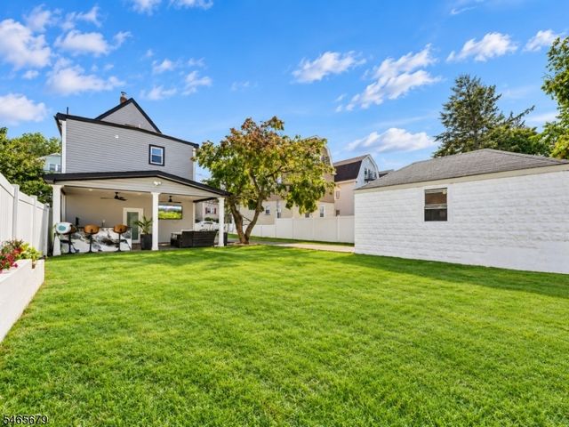 345 Hoover Ave, Bloomfield Twp., NJ 07003