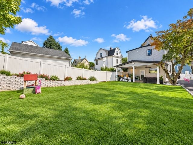 345 Hoover Ave, Bloomfield Twp., NJ 07003