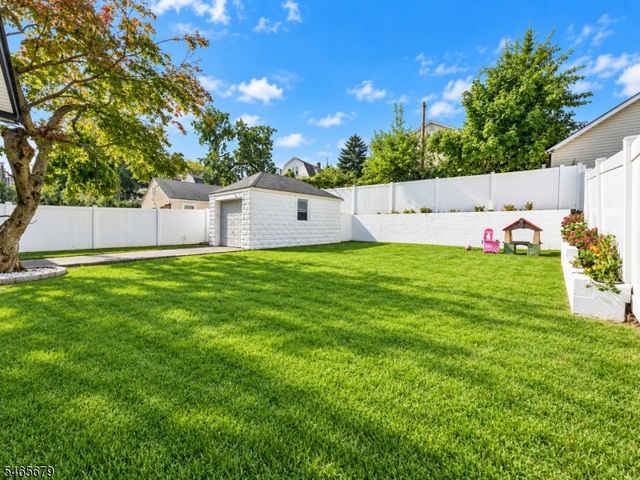 345 Hoover Ave, Bloomfield Twp., NJ 07003
