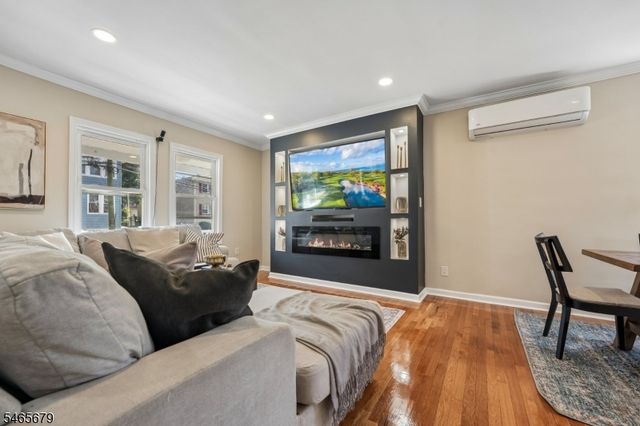 345 Hoover Ave, Bloomfield Twp., NJ 07003