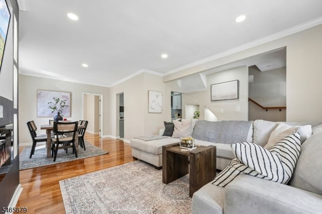345 Hoover Ave, Bloomfield Twp., NJ 07003