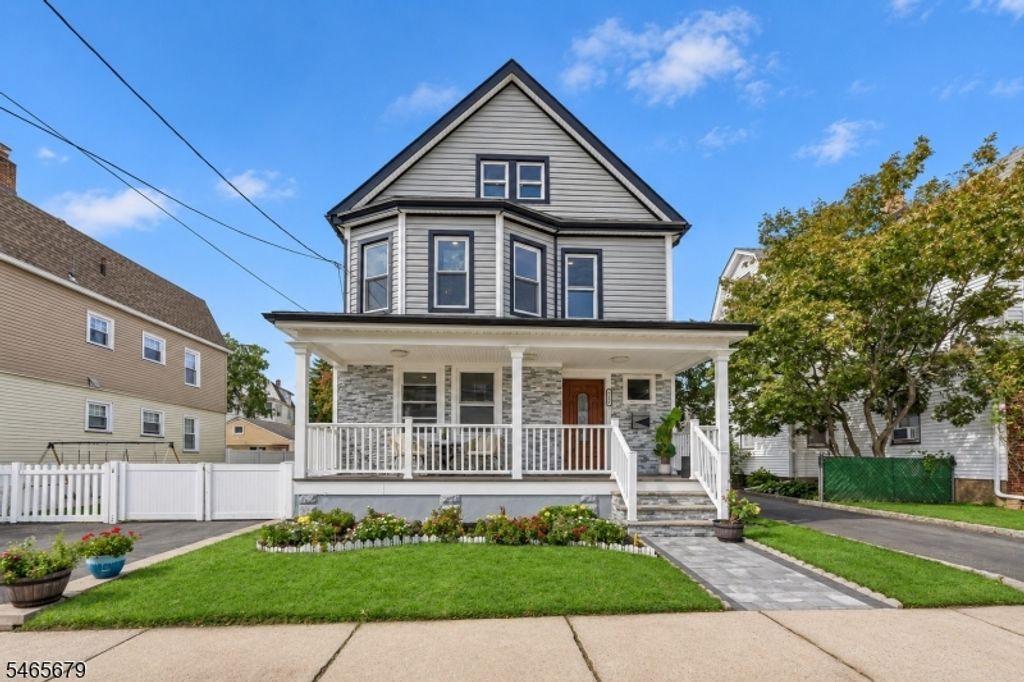 345 Hoover Ave, Bloomfield Twp., NJ 07003 — exterior