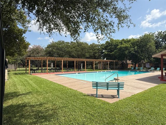 1703 Windy Knoll Drive, Houston, TX 77084