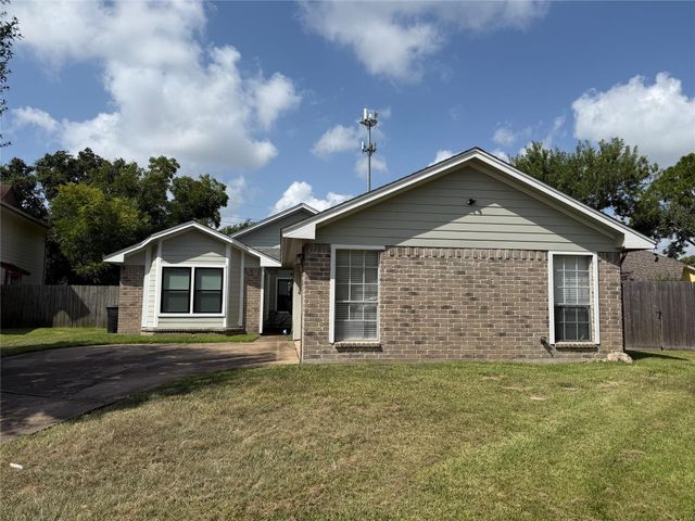1703 Windy Knoll Drive, Houston, TX 77084