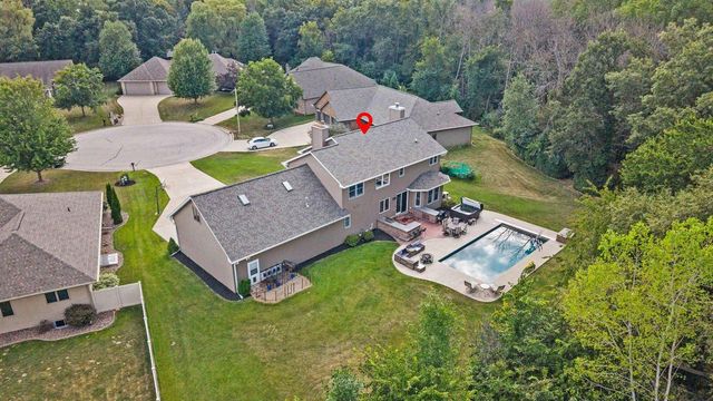 1890 PAYTON COURT, De Pere, WI 54115