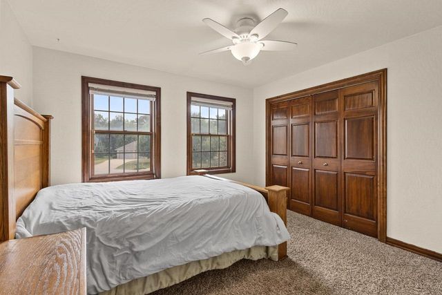 1890 PAYTON COURT, De Pere, WI 54115