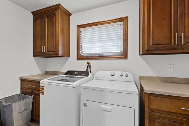 1890 PAYTON COURT, De Pere, WI 54115
