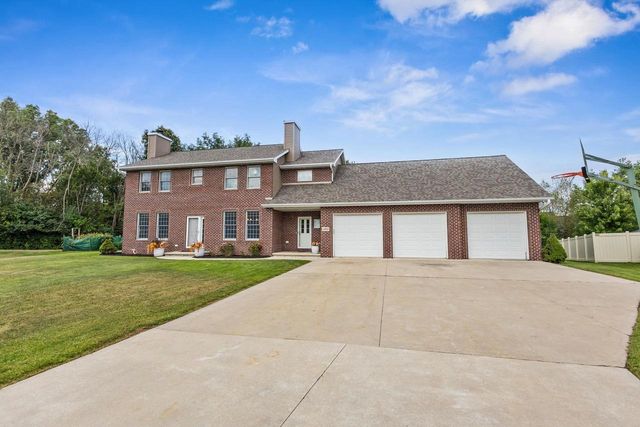 1890 PAYTON COURT, De Pere, WI 54115