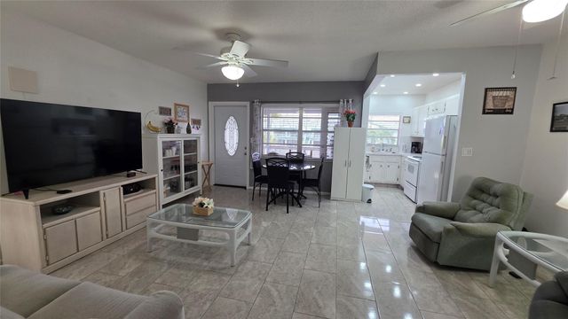 5300 Washington St L338, Hollywood, FL 33021