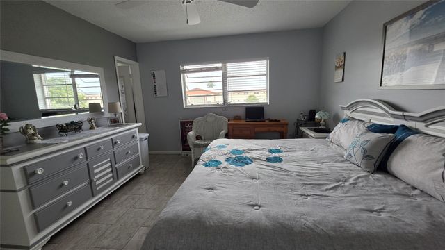 5300 Washington St L338, Hollywood, FL 33021