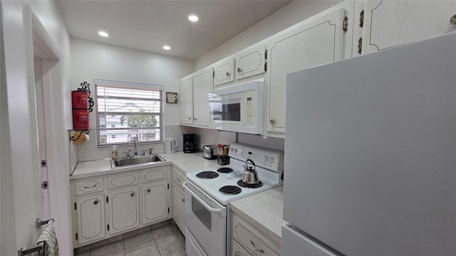 5300 Washington St L338, Hollywood, FL 33021